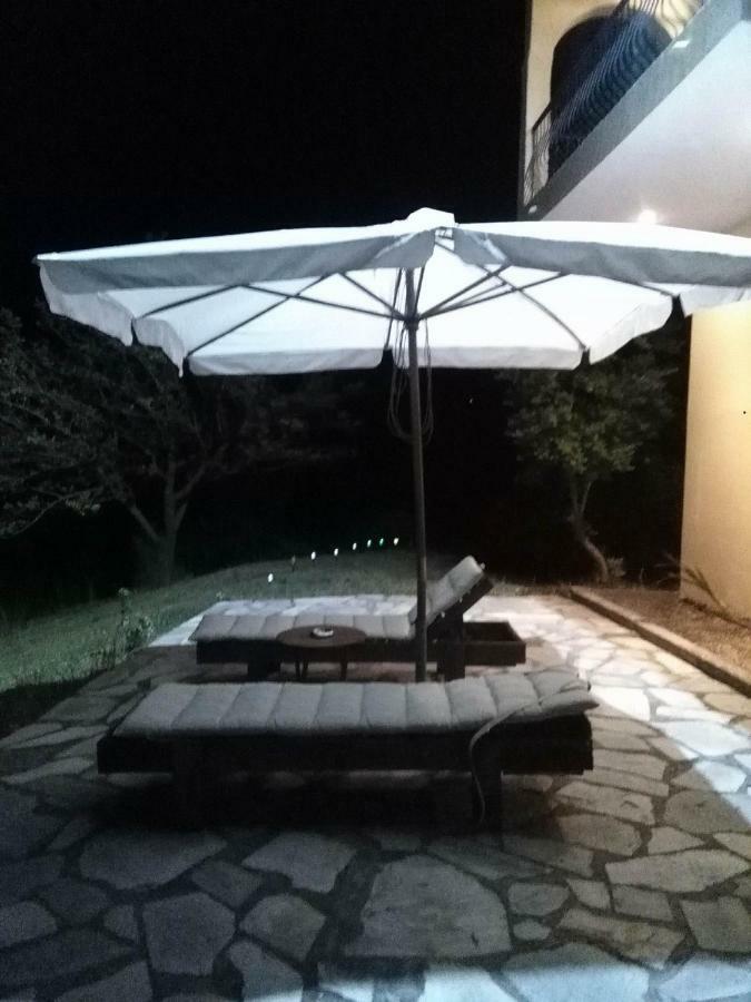 Villa Palmyra Pogoniá Exterior foto